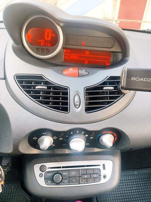 Gebraucht Renault Twingo Expression 75 PS (55 kW) 2012 Andere farben Kleinwagen