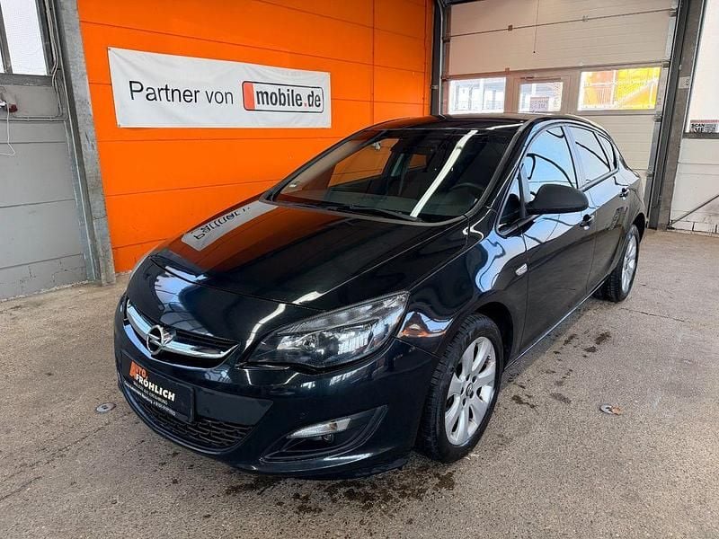 Gebraucht Opel Astra Style 165 PS (121 kW) 2015 Karbonschw graphitschw midnigh Limousine