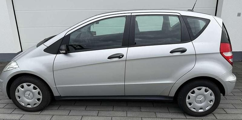 Silber Gebraucht 2007 Mercedes A150 Classic Limousine | 3.500 € (Guter Preis) - Bild 1/4