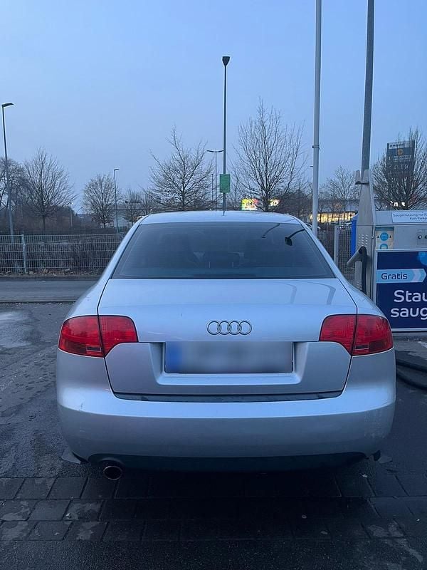 Gebraucht Audi A4 102 PS (75 kW) 2006 Silber Limousine