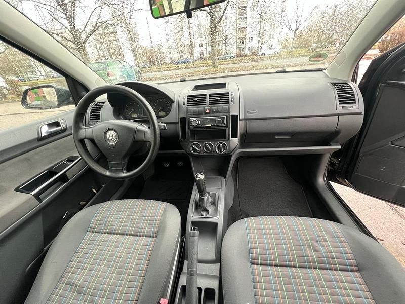 Gebraucht VW Polo 68 PS (50 kW) 2008 Schwarz Kleinwagen