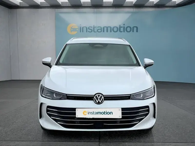 Neu VW Passat 150 PS (110 kW) 2026 Weiß Kombi