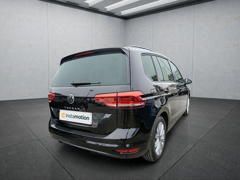 Gebraucht VW Touran 150 PS (110 kW) 2025 Schwarz Van / Kleinbus