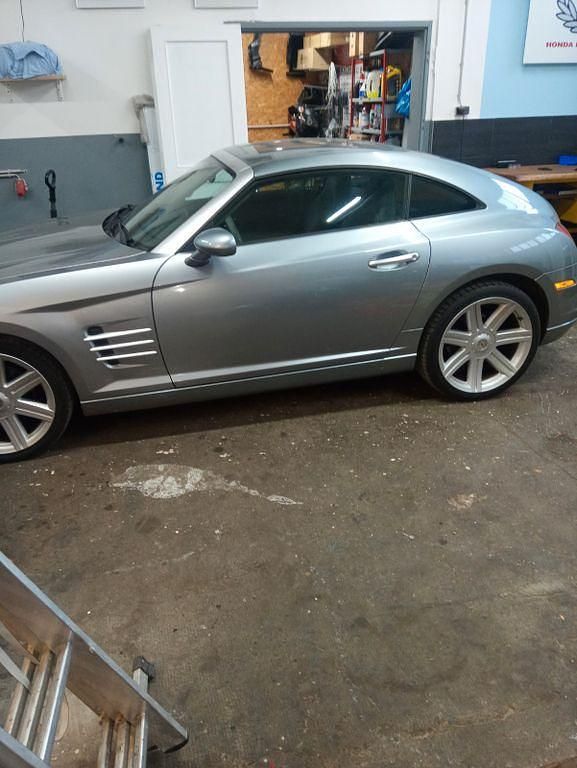 Second-hand Chrysler Crossfire 218 CP (160 kW) 2006 Argintiu Coupe