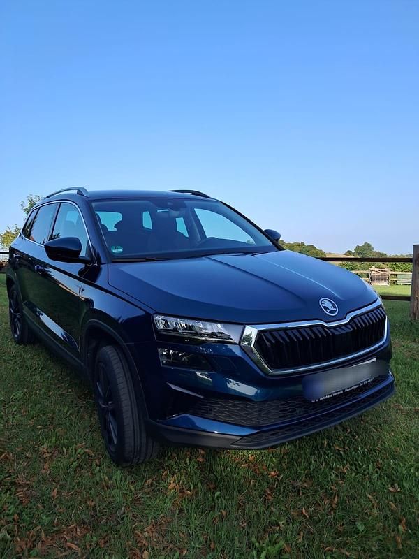 Blau Gebraucht 2023 Skoda Karoq Style SUV | 24.990 € (Superpreis) - Bild 1/4