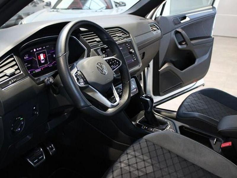 Gebraucht VW Tiguan R-line 150 PS (110 kW) 2022 Weiß SUV