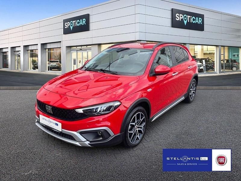 Rot Gebraucht 2023 Fiat Tipo Red Limousine | 20.900 € (Fairer Preis) - Bild 1/4