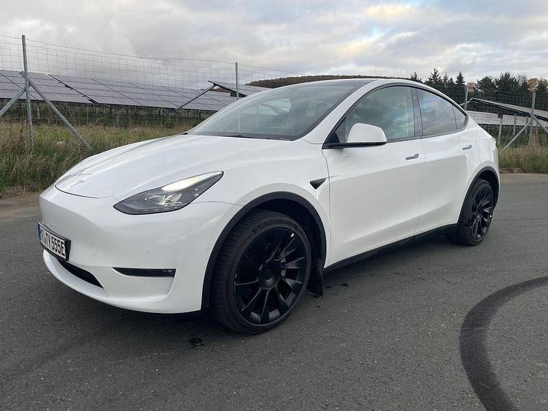 Gebraucht Tesla Model Y Long Range AWD 378 kW (514 PS) 2022 Weiß SUV