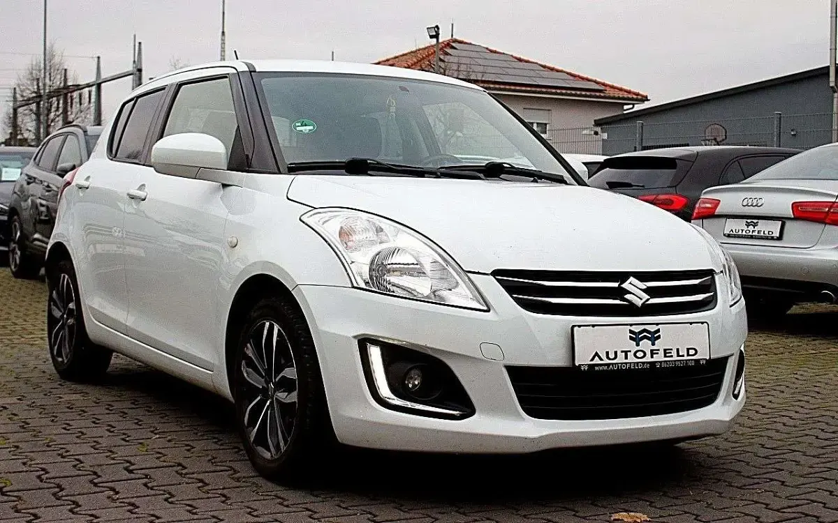 Gebraucht Suzuki Swift 94 PS (69 kW) 2017 Weiß Limousine