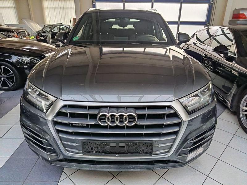 Gebraucht Audi Q5 S-Line 190 PS (139 kW) 2019 Grau SUV