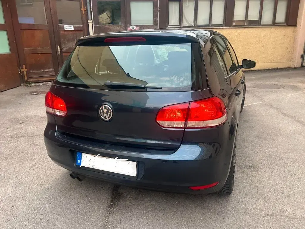 Gebraucht VW Golf VI Comfortline 110 PS (80 kW) 2009 Blau Kleinwagen