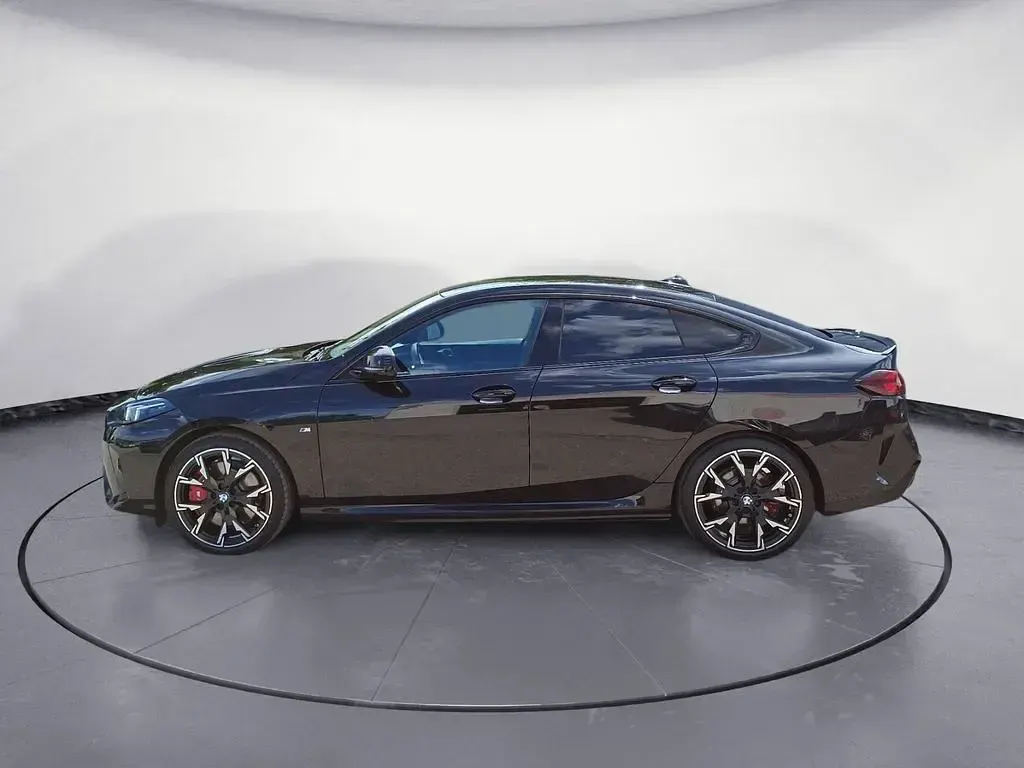 Gebraucht BMW 220 M Sport 163 PS (119 kW) 2025 Schwarz Coupé