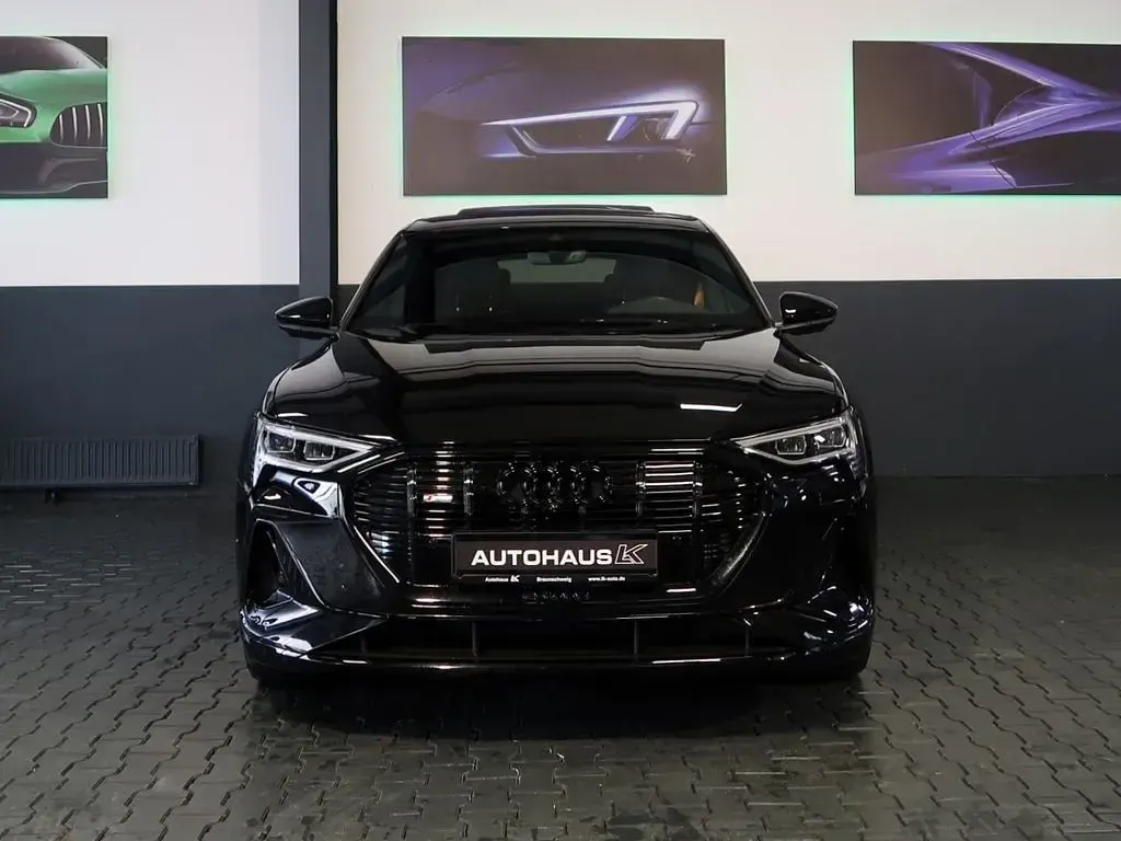 Usata Audi e-tron S-Line 300 kW (408 CV) 2023 Nero SUV