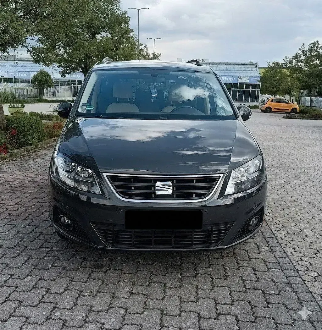 Gebraucht Seat Alhambra 184 PS (135 kW) 2017 Grau Van / Kleinbus