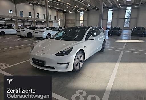 Weiß Gebraucht 2021 Tesla Model 3 Standard Range Limousine | 25.800 € (Fairer Preis) - Bild 1/4