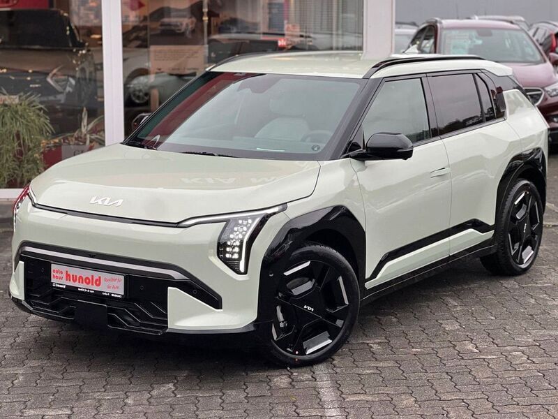 Grün Gebraucht 2024 Kia EV3 4 SUV | 43.880 € (Etwas zu teuer) - Bild 1/4