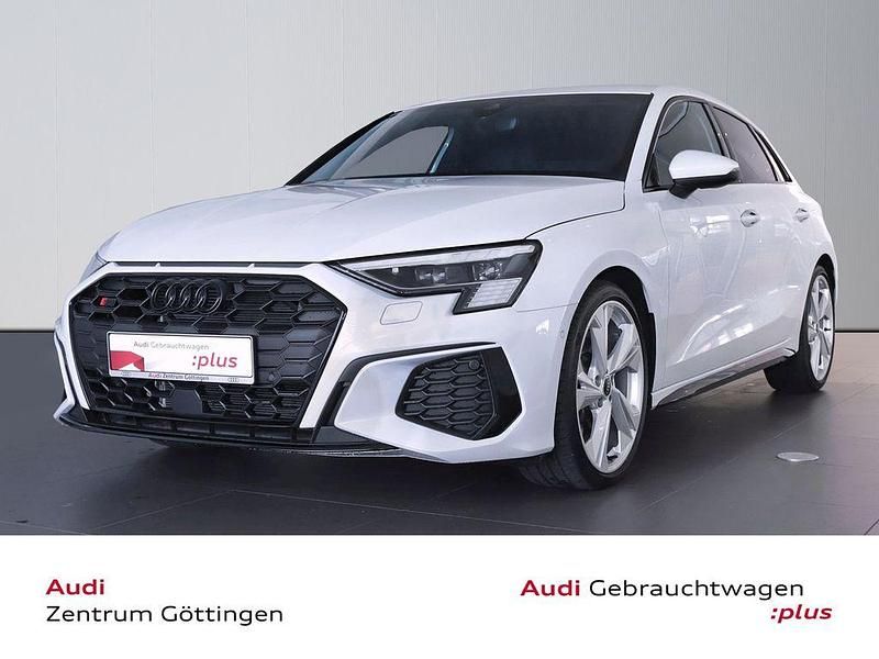 Gletscherweiß metallic Gebraucht 2024 Audi S3 Ambiente Limousine | 46.380 € (Etwas zu teuer) - Bild 1/4