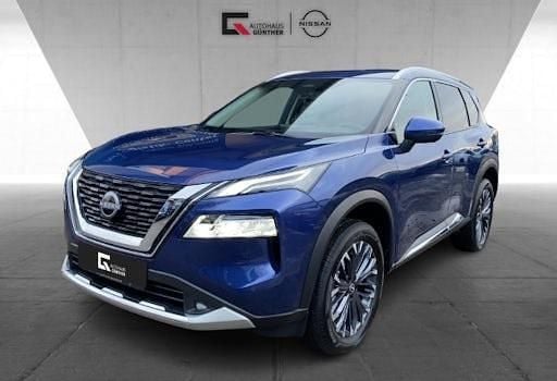 Neu Nissan X-Trail Tekna 163 PS (119 kW) 2026 Blau SUV