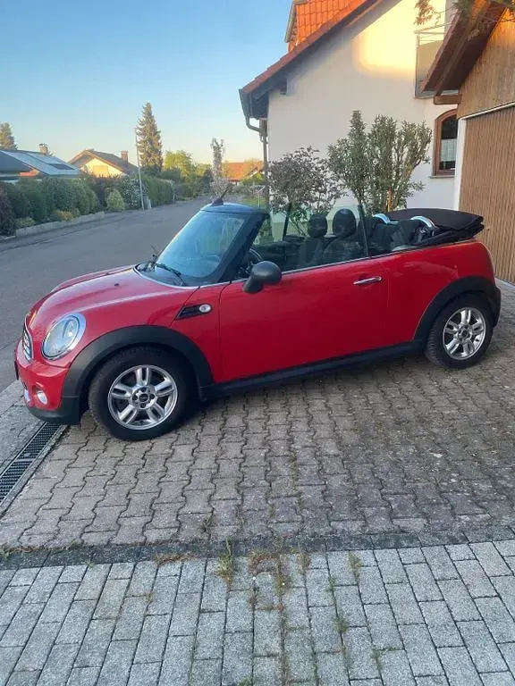 Gebraucht Mini One Cabriolet 98 PS (72 kW) 2013 Rot Cabrio