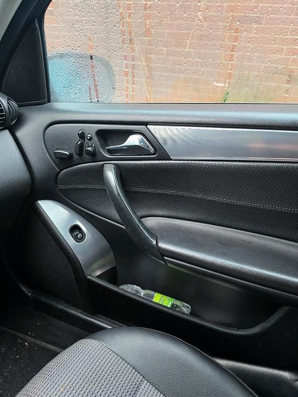 Gebraucht Mercedes C320 224 PS (164 kW) 2005 Kombi