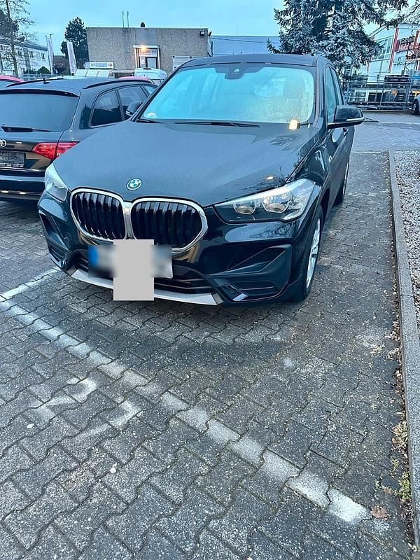Gebraucht BMW X1 125 PS (91 kW) 2022 Schwarz SUV