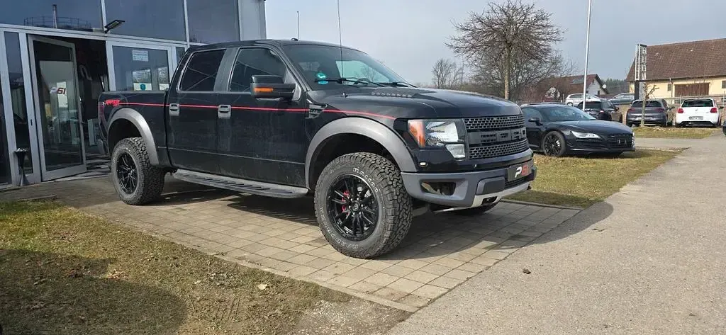 Gebraucht Ford F-150 Raptor 411 PS (302 kW) 2011 Schwarz Pickup