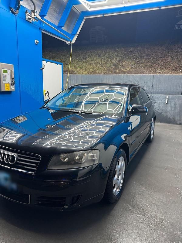 Gebraucht Audi A3 102 PS (75 kW) 2003 Schwarz Kleinwagen