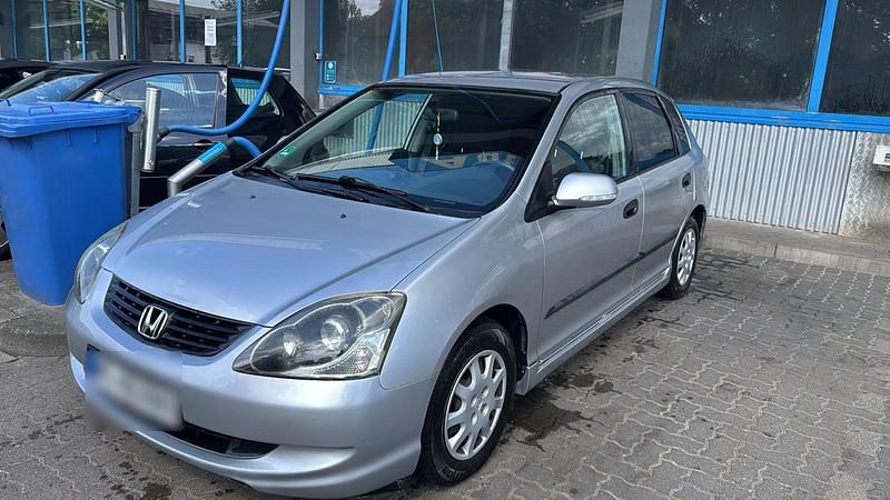 Gebraucht Honda Civic 90 PS (66 kW) 2004 Silber Kleinwagen