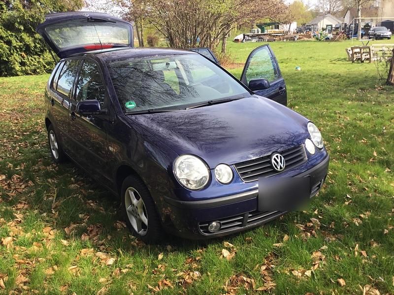 Second-hand VW Polo 74 CP (54 kW) 2003 Albastru Hatchback