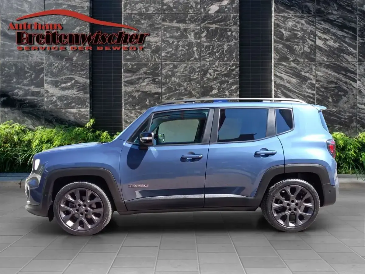 Gebraucht Jeep Renegade Limited 131 PS (96 kW) 2023 Slate blue pearl coat SUV