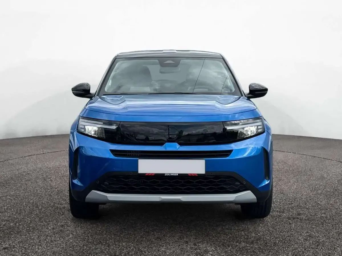 Neu Opel Frontera 145 PS (106 kW) 2026 Blau SUV