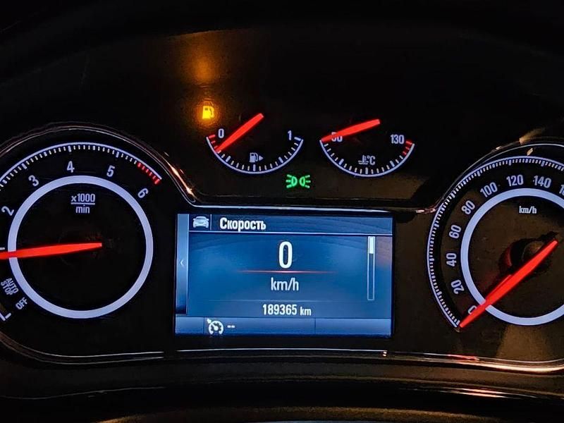 Gebraucht Opel Insignia 136 PS (100 kW) 2016 Schwarz Kombi