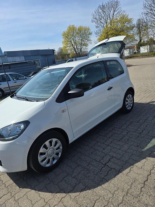 Używany Skoda Citigo 60 KM (44 kW) 2017 Biały Hatchback