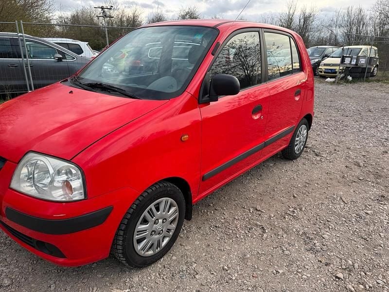 Gebraucht Hyundai Atos 62 PS (45 kW) 2008 Rot Kleinwagen