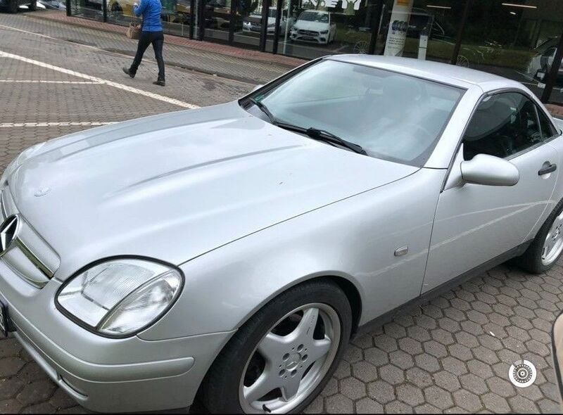 Grün Gebraucht 1998 Mercedes SLK200 AMG Cabrio | 2.500 € (Superpreis) - Bild 1/3