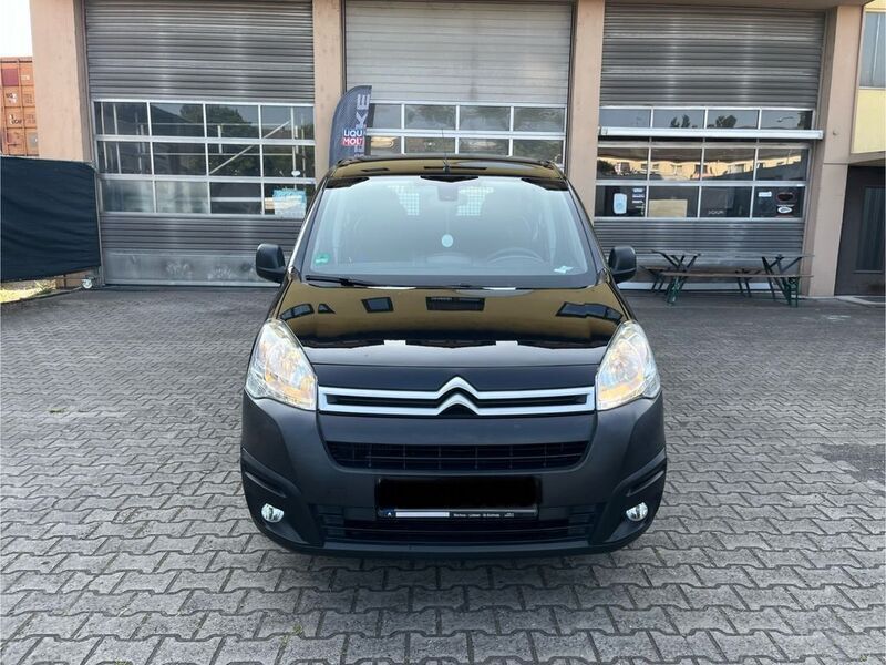 Gebraucht Citroën Berlingo 99 PS (72 kW) 2018 Schwarz Van / Kleinbus