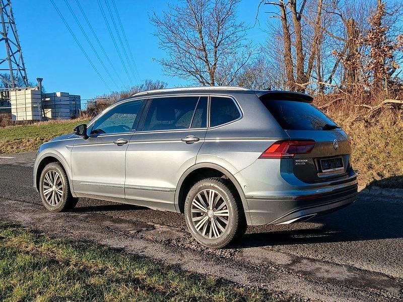 Gebraucht VW Tiguan Allspace United 150 PS (110 kW) 2021 Platinum grey SUV