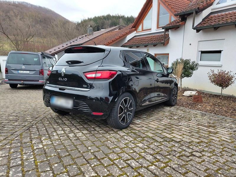 Gebraucht Renault Clio IV Initiale Paris 90 PS (66 kW) 2014 Schwarz Kleinwagen