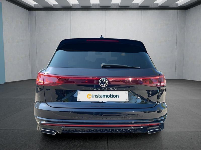 Gebraucht VW Touareg 231 PS (169 kW) 2024 Schwarz SUV