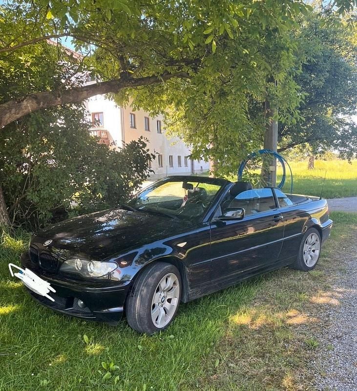 Gebraucht BMW 318 Cabriolet 143 PS (105 kW) 2004 Schwarz Cabrio