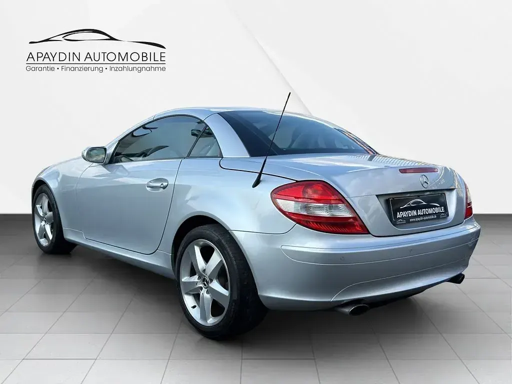 Gebraucht Mercedes SLK200 163 PS (119 kW) 2006 Silber Cabrio