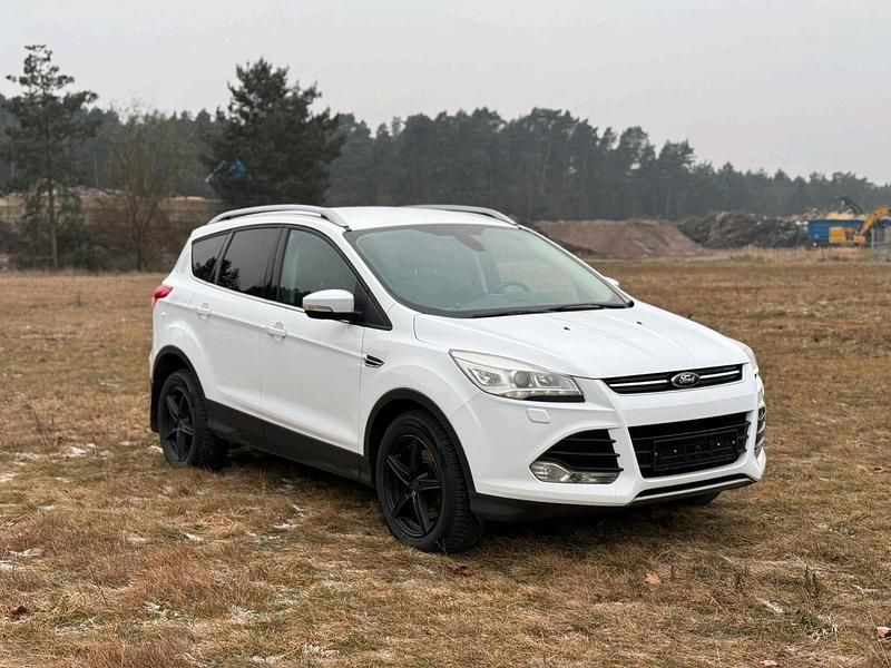 Gebraucht Ford Kuga 2013 Weiß SUV
