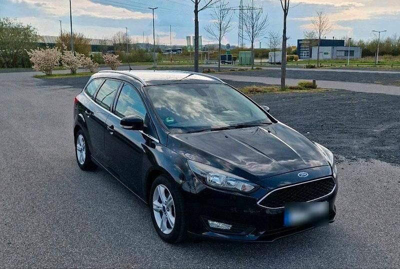 Usata Ford Focus 125 CV (91 kW) 2015 Nero Station wagon
