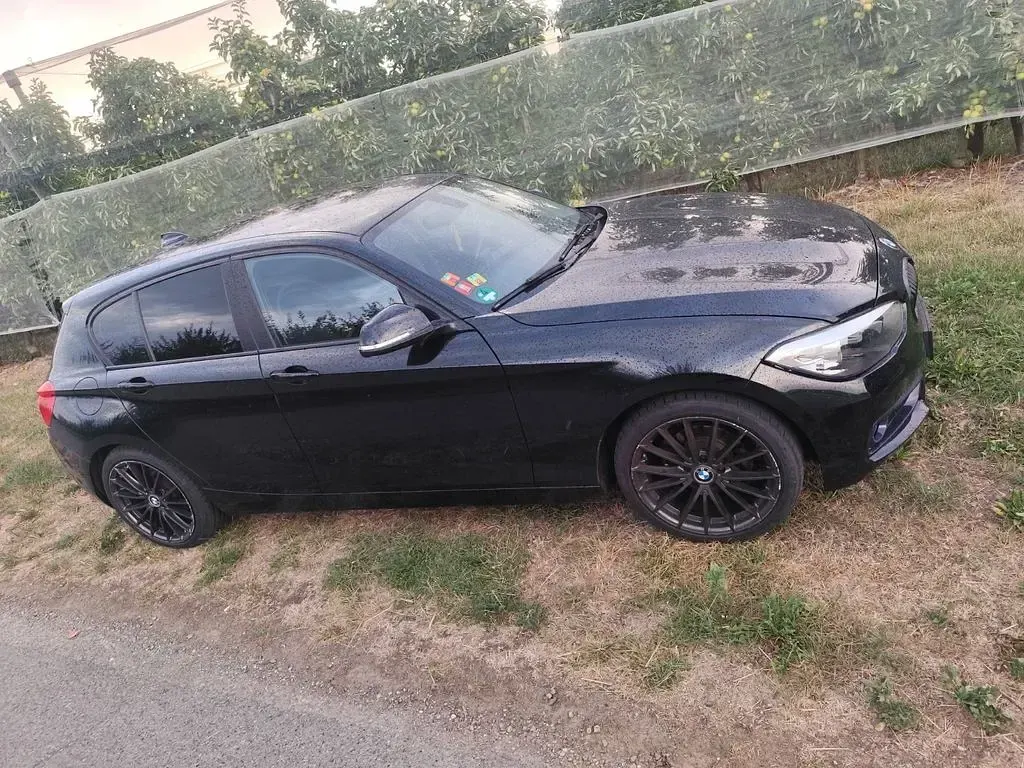 Gebraucht BMW 116 M Sport 109 PS (80 kW) 2015 Schwarz Kleinwagen