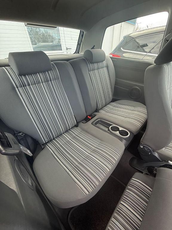 Gebraucht VW Fox 54 PS (39 kW) 2010 Grau Kleinwagen