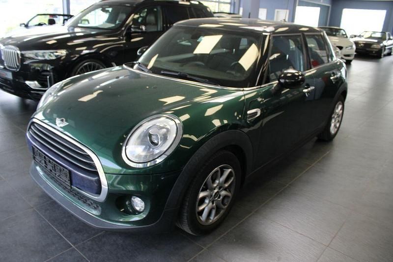 Gebraucht Mini Cooper 136 PS (100 kW) 2016 Grün Kleinwagen