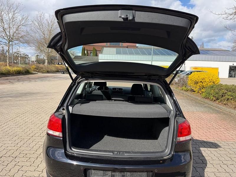 Gebraucht VW Golf VI Trendline 107 PS (78 kW) 2010 Schwarz Kleinwagen