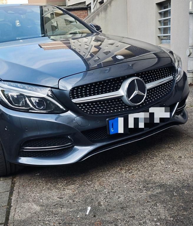 Gebraucht Mercedes C180 156 PS (114 kW) 2014 Grau Limousine