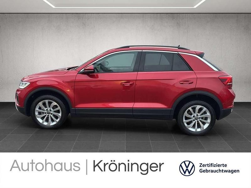 Gebraucht VW T-Roc Life 150 PS (110 kW) 2024 Kings red metallic SUV
