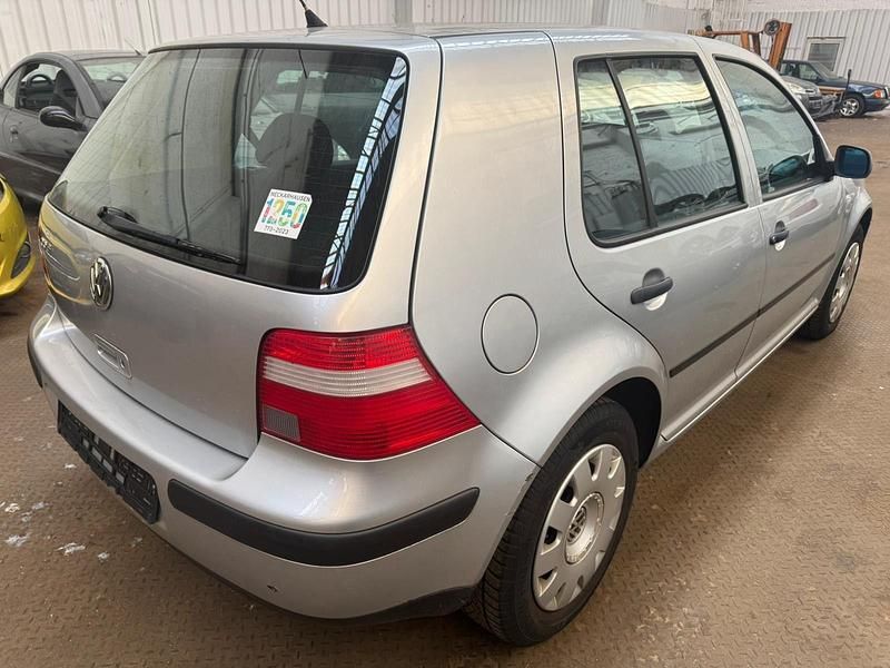Gebraucht VW Golf IV Basis 75 PS (55 kW) 2003 Silber Limousine